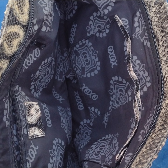 XOXO Purse - Picture 3 of 3